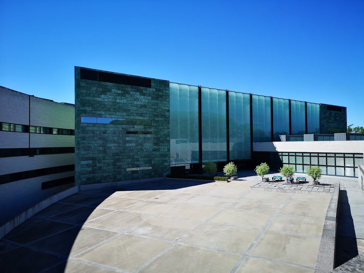 Estonian Art Museum (KUMU)