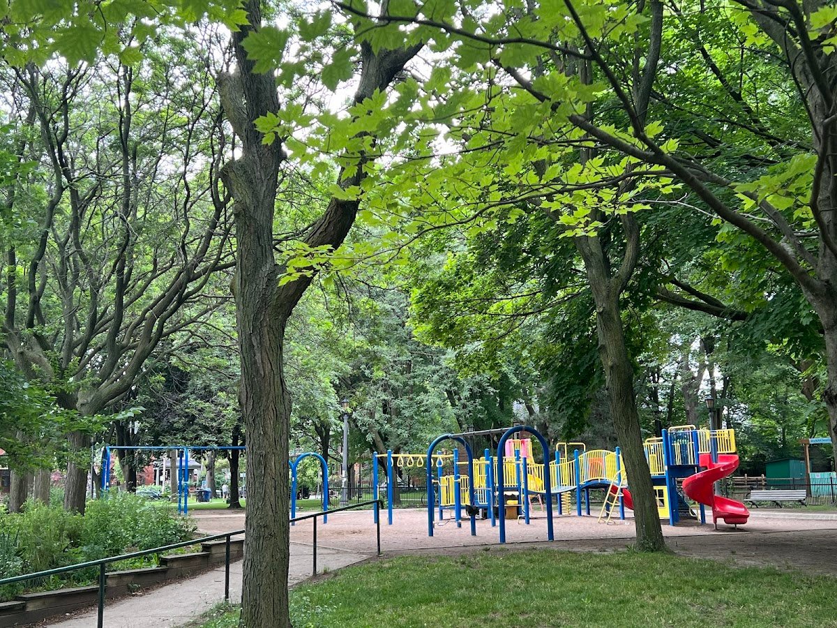 Trinity Bellwoods Park