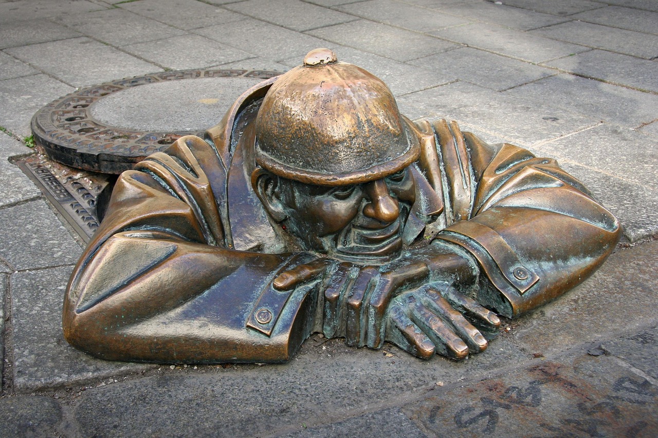 bratislava, channel, slovakia, bronze, funny, man, sculpture, helmet, bratislava, bratislava, bratislava, bratislava, bratislava