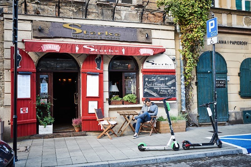 Starka | Restaurant & Vodkas