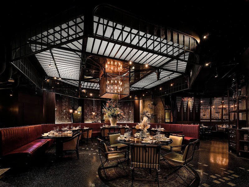 Mott 32