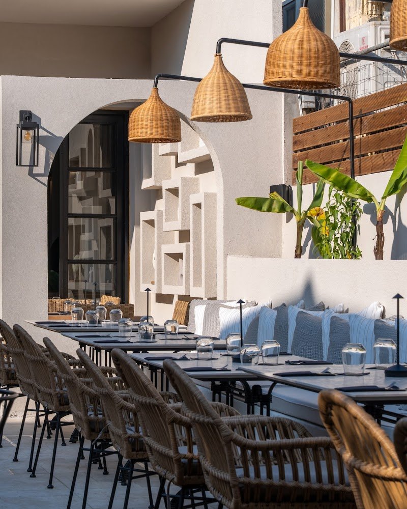 Mastelo Restaurant & Bar