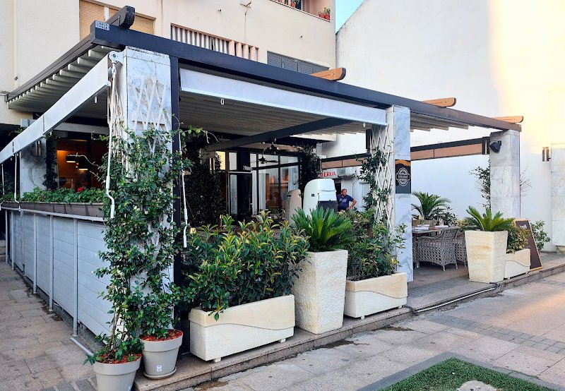 Diplomat Restoran