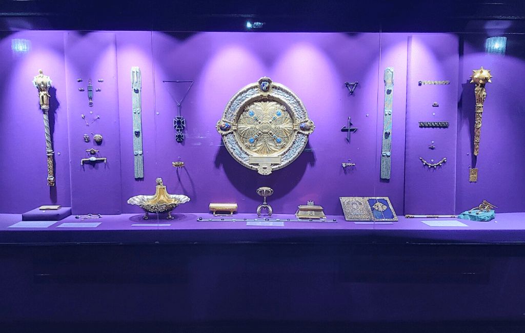 National Museum of Romanian History: treasures spanning ancient to modern eras.