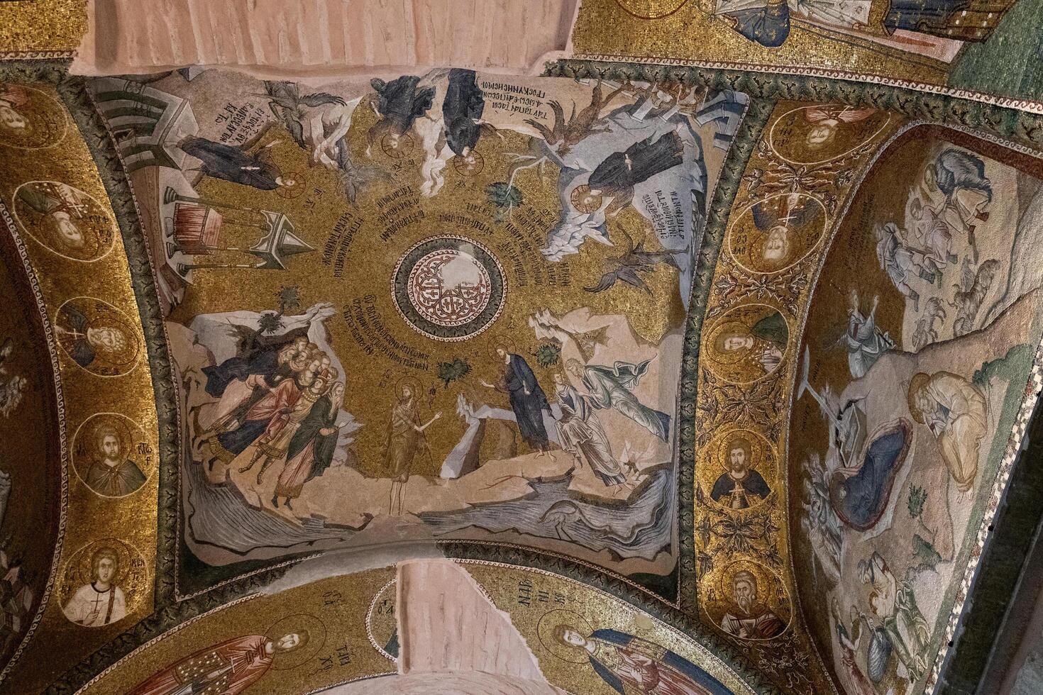 Kariye Mosque, Historic site featuring intricate frescoes