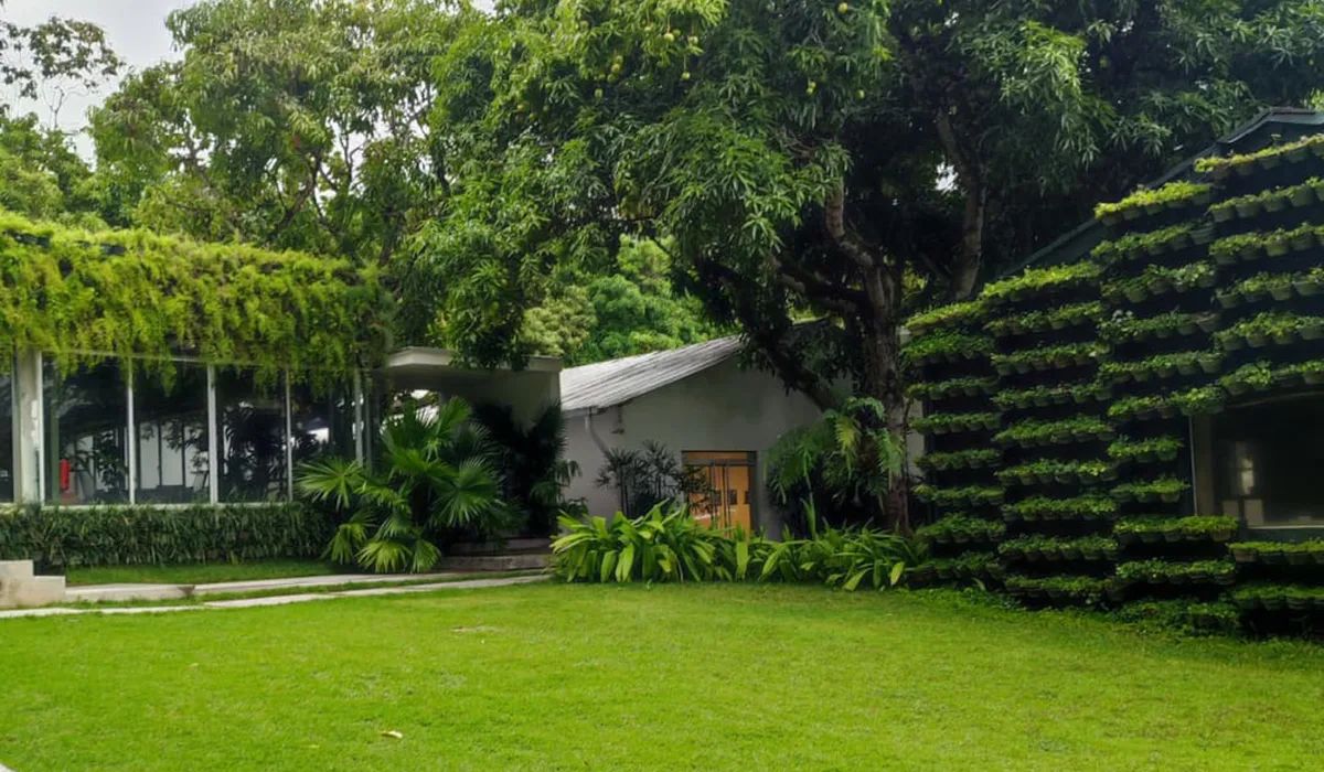 Centro de Arte Los Galpones