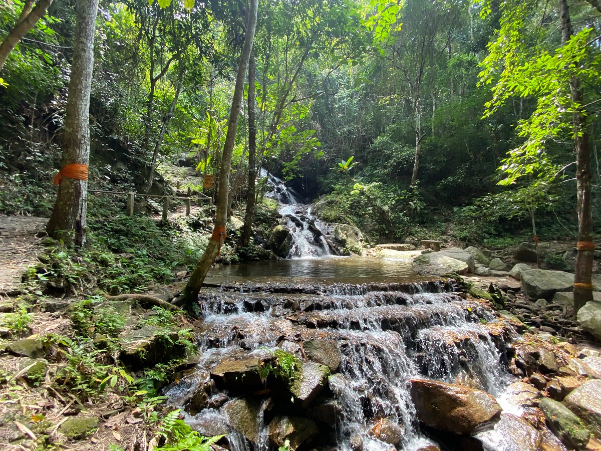 Beautiful view of Mae Kampong Waterfall